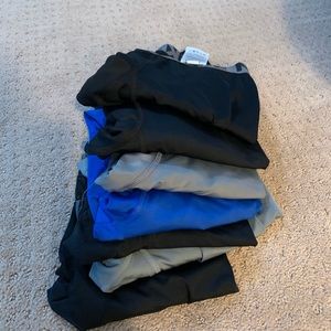 7 pairs of Nike leggings